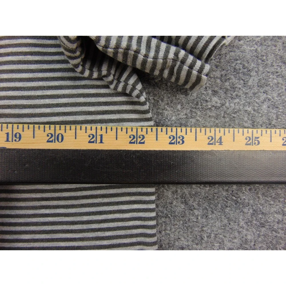 Polo Ralph Lauren Polo Mens L Classic Fit Gray‎ Striped Short Sleeve Preppy Core
